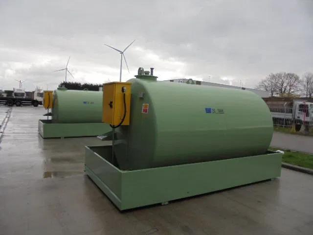 Emiliana Serbatoi TF9/50 NEW STOCK NOW (bj 2025), Zakelijke goederen, Machines en Bouw | Keten en Containers