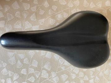 zwart (koers)fietszadel merk Selle Royal (Italia) beschikbaar voor biedingen
