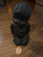 Decoratief kunstbeeld “knielend kind” – Mat Wanders (Perkeo), Enlèvement, Comme neuf