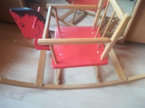 Sierlijke,speelse schommelstoel voor kids retro-style, Kinderen en Baby's, Kinderstoelen, Gebruikt, Overige typen, Ophalen of Verzenden