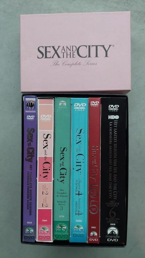 Sex & The City - Série complète (saisons 1 à 6), CD & DVD, DVD | TV & Séries télévisées, Comme neuf, Comédie, Coffret, À partir de 12 ans