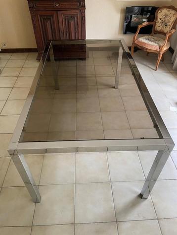 Vintage Eettafel Jaren ’60/’70 beschikbaar voor biedingen
