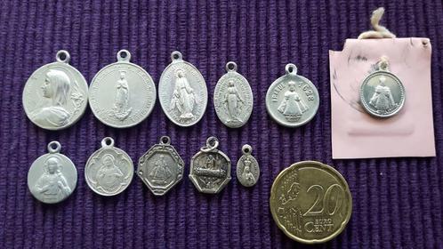 Médailles de Saint Antique, Médailles du Saint-Sang, Bruges,, Collections, Religion, Utilisé, Christianisme | Catholique, Autres types