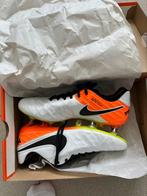 Nike Tiempo Legend VI SG-Pro 41, Sport en Fitness, Voetbal, Ophalen of Verzenden