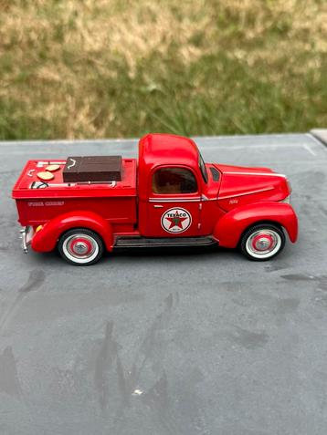 Texaco licensed product ford beschikbaar voor biedingen