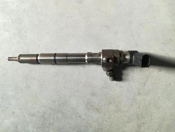 INJECTOR 1.6 TDI 105 PK GOLF 6 AUDI A3 beschikbaar voor biedingen