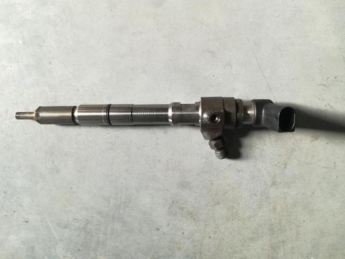 INJECTOR 1.6 TDI 105 PK GOLF 6 AUDI A3, Auto-onderdelen, Overige Auto-onderdelen, Audi, Seat, Skoda, Gebruikt, Ophalen