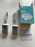 Powerline met geïntegreerd stopcontact - TP Link AV600, Computers en Software, Powerlines, Ophalen of Verzenden, Nieuw, TP-link