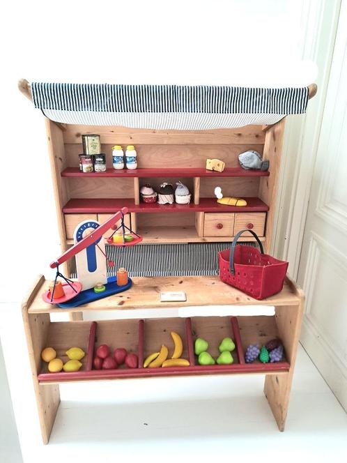 Houten marktkraam/winkeltje Pinolino nu €39, nieuwprijs €250, Kinderen en Baby's, Speelgoed | Houten speelgoed, Zo goed als nieuw