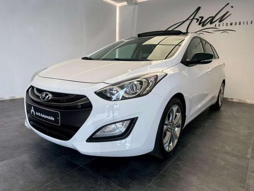 Hyundai i30 SW 1.6 CRDi *GARANTIE*1ER PROP*TOIT OUV*CAMERA*G, Auto's, Hyundai, Te koop, i30, ABS, Achteruitrijcamera, Airbags