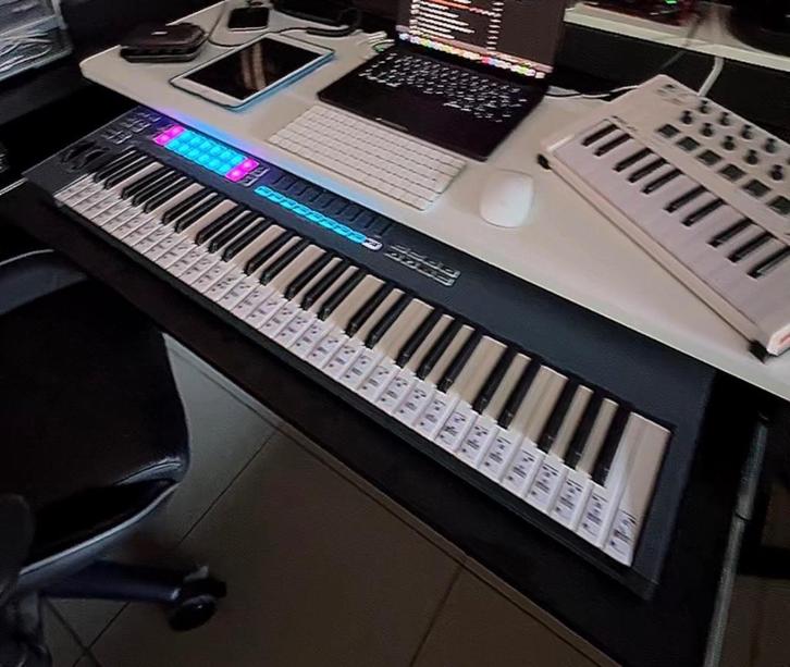 Novation FL Key 61, Musique & Instruments, Synthétiseurs, Comme neuf, 61 touches, Novation, Enlèvement ou Envoi