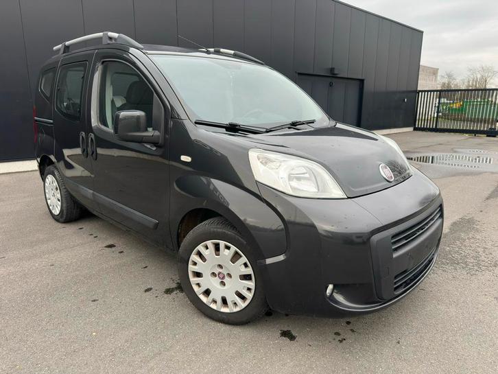 Fiat Qubo 1.4 benzine met airco + navi, Auto's, Fiat, Particulier, Qubo, ABS, Airbags, Airconditioning, Android Auto, Apple Carplay