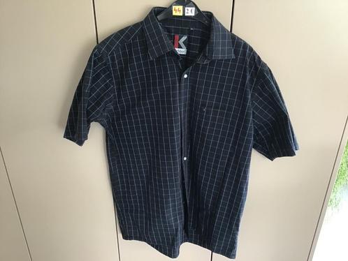 5 chemises à manches courtes différentes pour hommes, Vêtements | Hommes, Chemises, Porté, Enlèvement ou Envoi