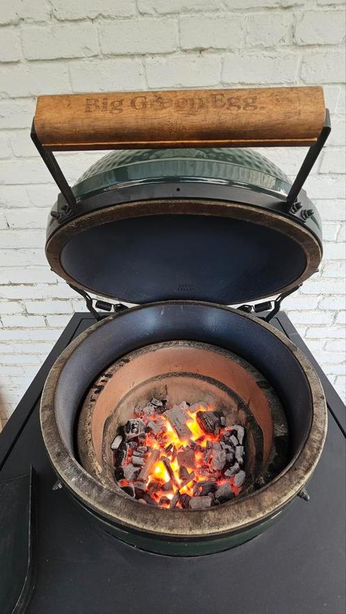 Big Green Egg Large 2023, Tuin en Terras, Barbecue-accessoires, Zo goed als nieuw, Ophalen