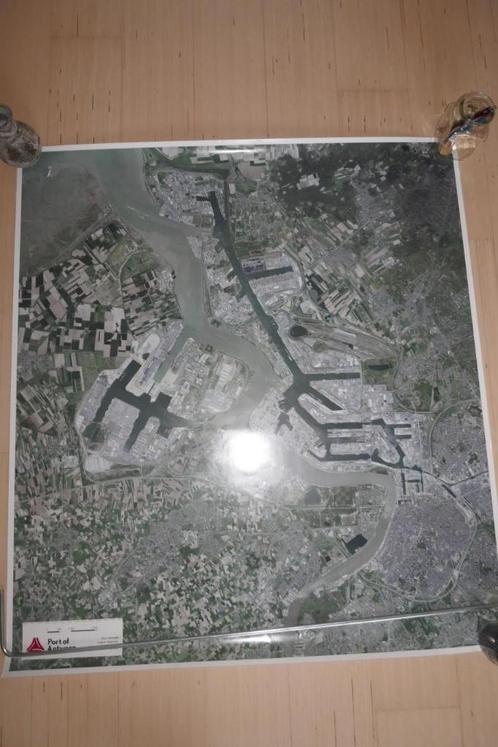Vue aérienne du port d'Anvers, Livres, Atlas & Cartes géographiques, Comme neuf, Autres types, Belgique, Enlèvement