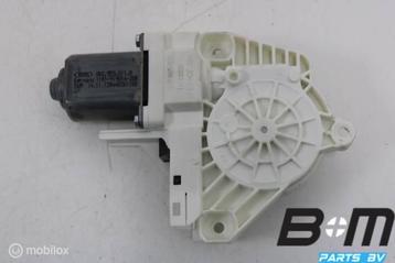 Raammotor LA Audi Q3 8U 8K0959811A beschikbaar voor biedingen