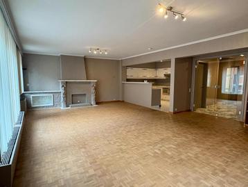 Appartement te huur in Geraardsbergen, 2 slpks beschikbaar voor biedingen