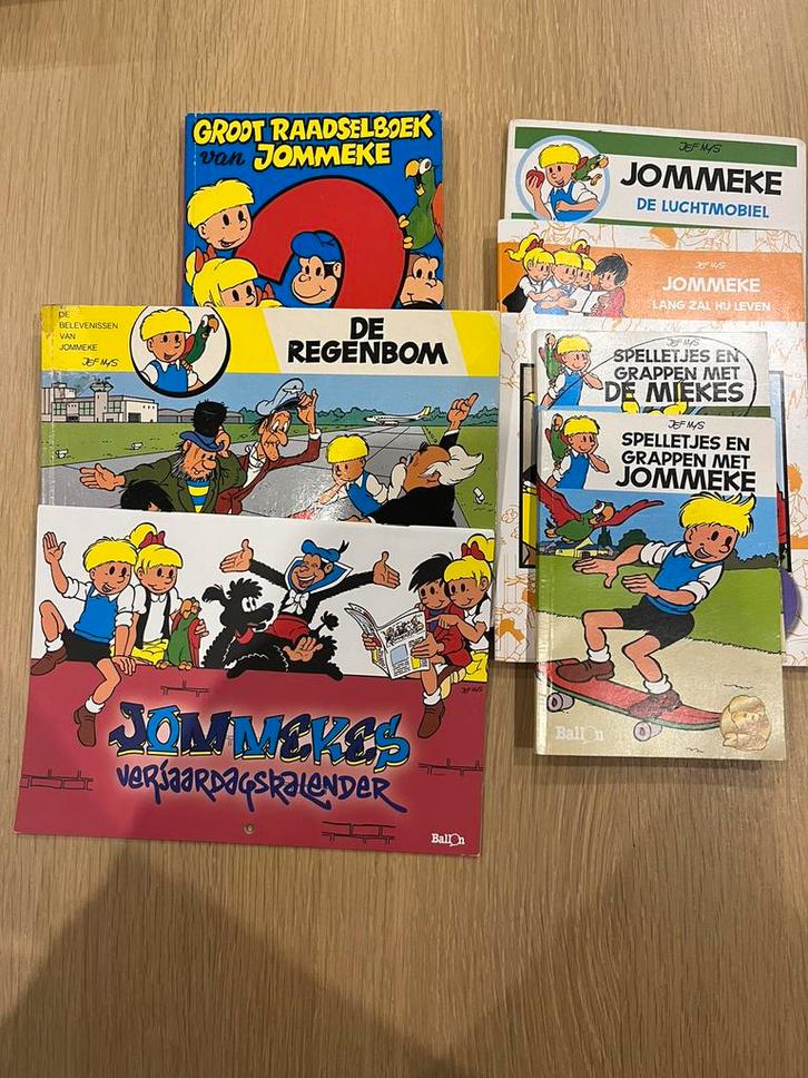 Verschillende boekjes en verjaardagskalender Jommeke, Verzamelen, Stripfiguren, Boek of Spel, Overige figuren, Ophalen of Verzenden