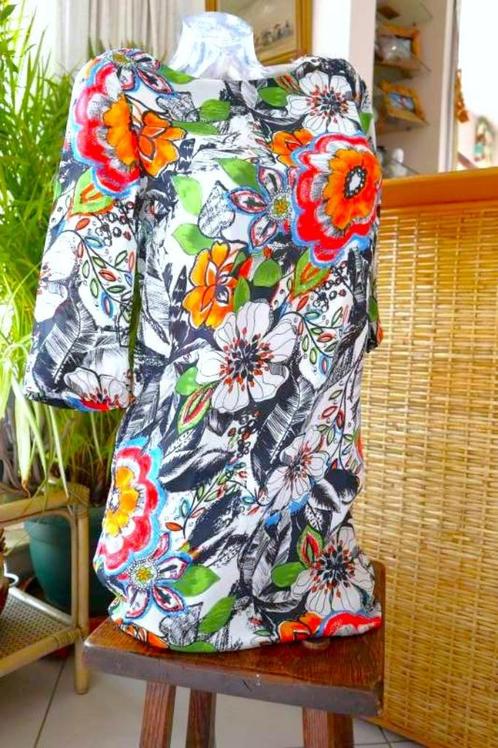 leuk kleurrijke bloemen jurk, Kleding | Dames, Jurken, Zo goed als nieuw, Maat 36 (S), Overige kleuren, Knielengte, Ophalen of Verzenden
