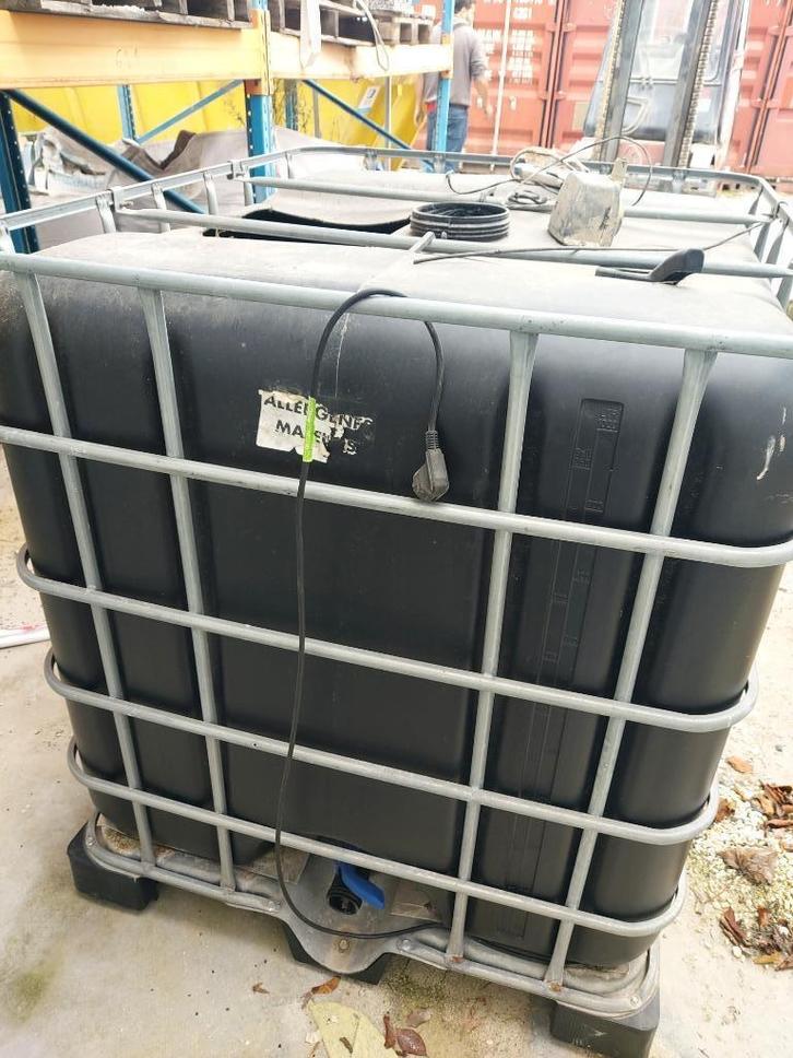 2 IBC-tanks van 1000 liter - regenwaterrecuperatie, Tuin en Terras, Regentonnen, Gebruikt, Kunststof, 75 tot 150 liter, Met kraantje