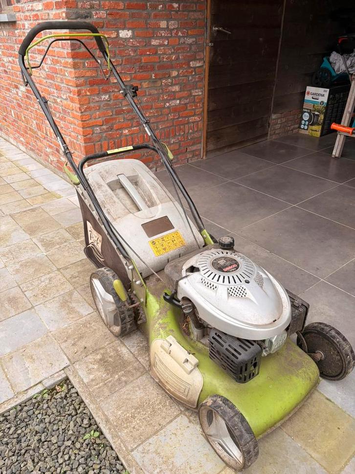 Grasmachine Central Park, Jardin & Terrasse, Tondeuses à gazon, Utilisé, Tondeuses à gazon à essence, 40 à 49 cm, Tondeuse rotative