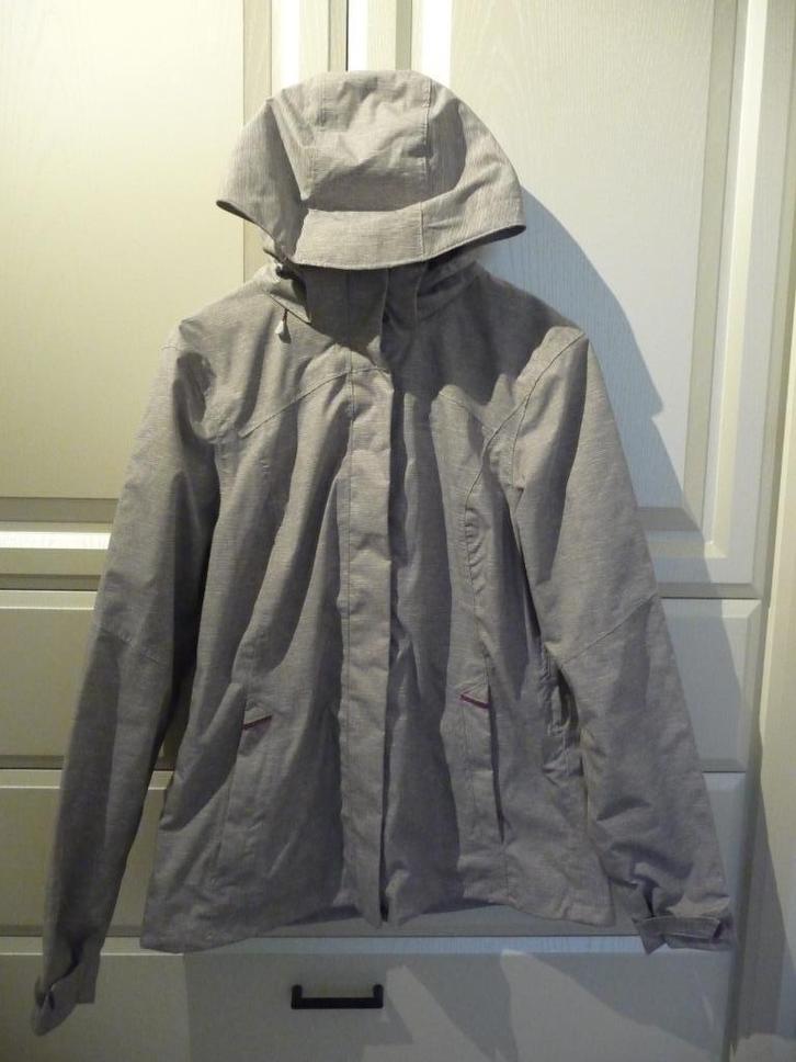 Regenjas voor bergwandelen dames MH100 Quechua Decathlon, Kleding | Dames, Jassen | Zomer, Zo goed als nieuw, Maat 38/40 (M), Grijs