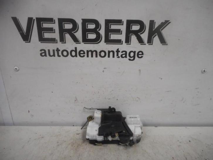 SERRURE DE PORTE GAUCHE Peugeot 406 Coupé (8C), Autos : Pièces & Accessoires, Carrosserie & Tôlerie, Peugeot, Gauche, Utilisé