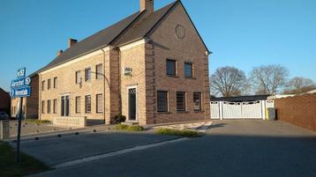 Groot duplex appartement te huur in Westerlo (Voortkapel) beschikbaar voor biedingen