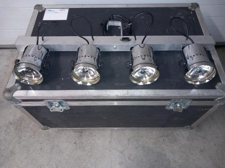 Lot de 48 projecteurs PAR36 - F1, Muziek en Instrumenten, Licht en Laser, Gebruikt, Licht, Ophalen