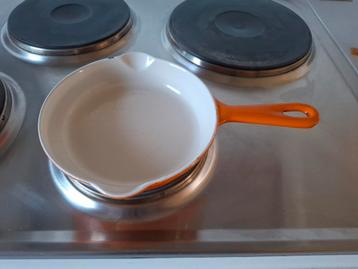 Le Creuset pannetje 16cm  beschikbaar voor biedingen