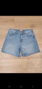 Jeansshort ONLY maat M, Kleding | Dames, Spijkerbroeken en Jeans, Only, Blauw, Ophalen of Verzenden, Zo goed als nieuw