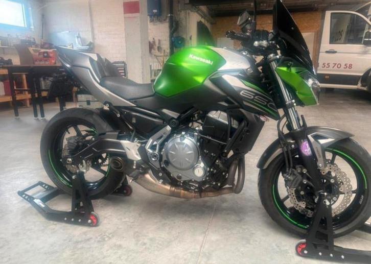 Kawasaki Z650 - 2019 - Performance Pack - A2 mogelijk!, Motoren, Motoren | Kawasaki, Particulier, meer dan 35 kW, 2 cilinders