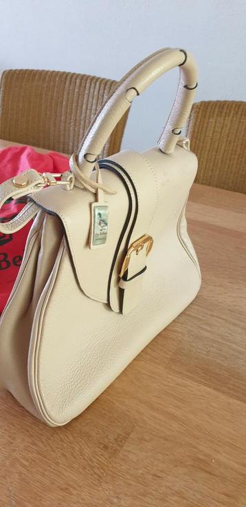 Vintage handtas De Belon leder beschikbaar voor biedingen