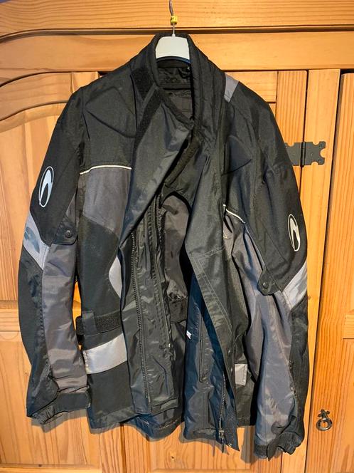 Mooie, goed onderhouden motorjas “Richa” voor heren, Motos, Vêtements | Vêtements de moto, Manteau | tissu, Hommes, Seconde main