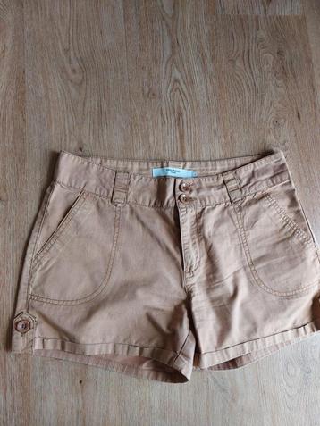 short VERO MODA marron en taille M, Taille 38/40 (M), Enlèvement ou Envoi, Vero Moda, Brun