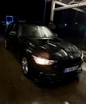 Bmw 318D 2013 automaat Sport Edition. beschikbaar voor biedingen