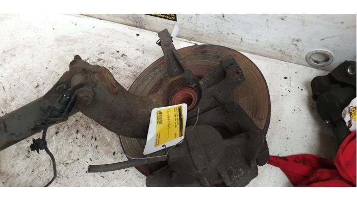 Fusee rechts-voor van een Renault Megane Scenic, Auto-onderdelen, Ophanging en Onderstel, Renault, Gebruikt, 3 maanden garantie