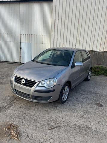 Volkswagen polo 1.4 benzine Bj 2007 172000km AIRCO beschikbaar voor biedingen