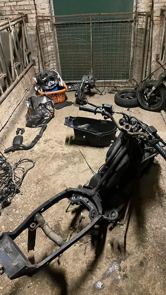 Partij Gilera Runner onderdelen, Fietsen en Brommers, Scooters | Piaggio, Zip, Benzine, Ophalen of Verzenden