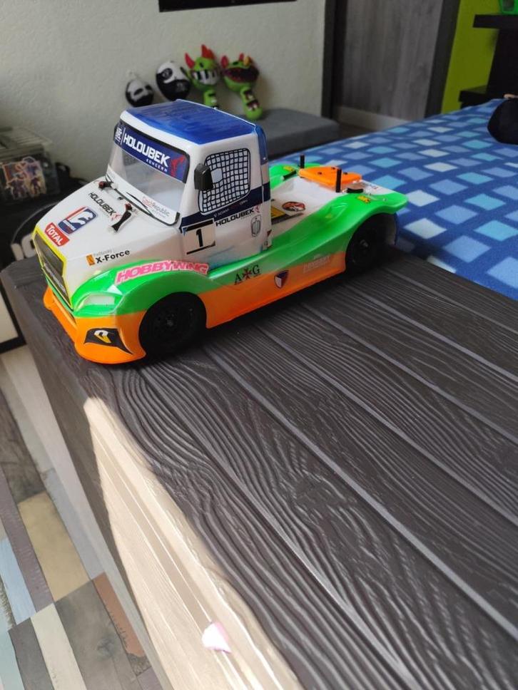 2 camion tamya tt01      90 euro piece, Hobby en Vrije tijd, Modelbouw | Radiografisch | Overige, Gebruikt, Ophalen of Verzenden