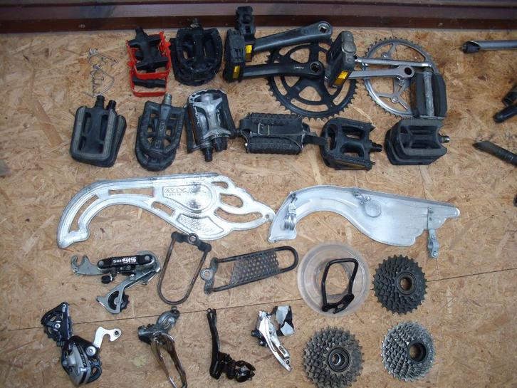 kettingkast pedalen crankstel derailleurs tandwielen, Fietsen en Brommers, Fietsonderdelen, Nieuw, Ophalen