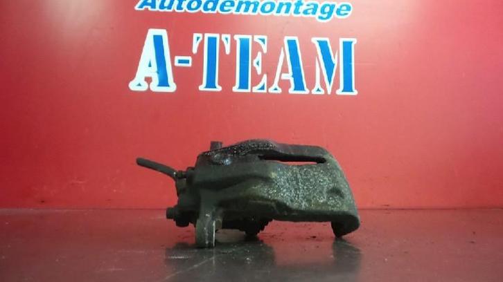 REMKLAUW LINKS VOOR Opel Combo (Corsa C) (01-2001/02-2012), Auto-onderdelen, Remmen en Aandrijving, Opel, Gebruikt