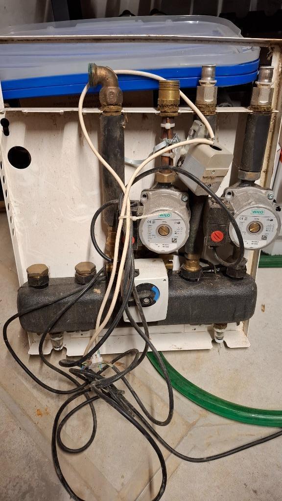 Pompgroep en sturing Bulex, Doe-het-zelf en Bouw, Verwarming en Radiatoren, Gebruikt, Overige typen, Ophalen