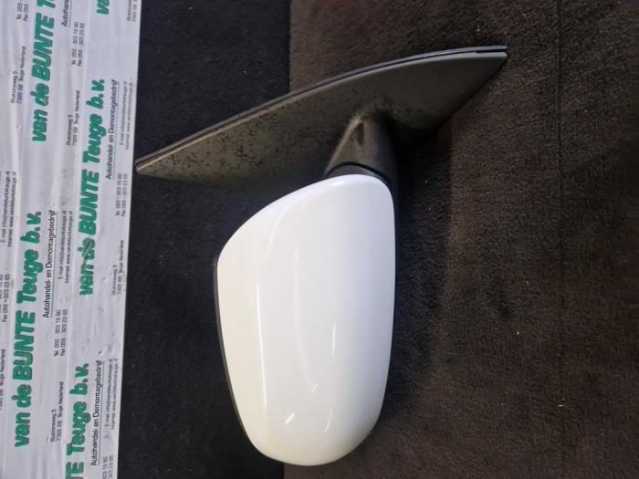 Rétroviseur extérieur droit d'un Kia Pro Cee'd, Kia, -, 3 mois de garantie, Utilisé