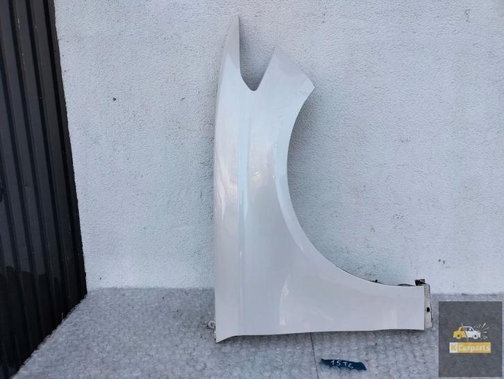 FORD MONDEO MK5 RECHTERVOORVLEUGEL, Auto-onderdelen, Carrosserie, Ford, Gebruikt