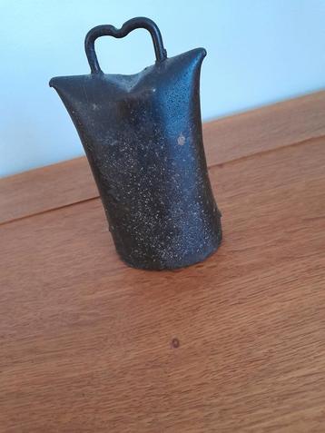 Cloche pour vache, Enlèvement