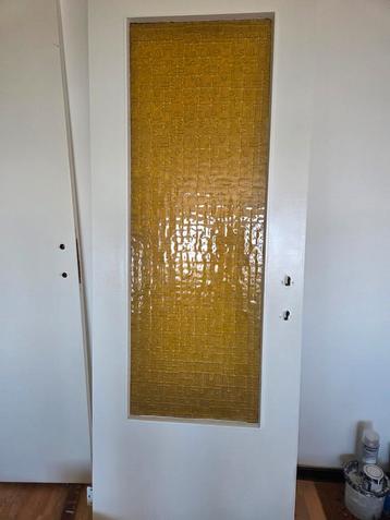 Geel oker glas ruit 137 x 48 cm beschikbaar voor biedingen