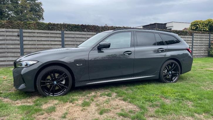 BMW 330e Xdrive Touring, Auto's, BMW, Particulier, 3 Reeks, 360° camera, 4x4, ABS, Achteruitrijcamera, Adaptieve lichten, Adaptive Cruise Control
