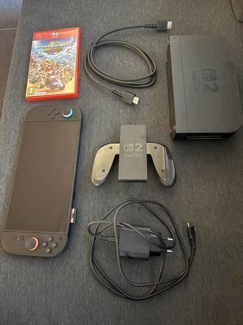 Nintendo Switch 2 + Mario Kart World, Games en Spelcomputers, Spelcomputers | Nintendo Switch, Zo goed als nieuw, Ophalen