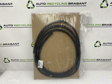 Deurrubber Rechts Voor Skoda Superb NIEUW ORIG  3V0837702E beschikbaar voor biedingen